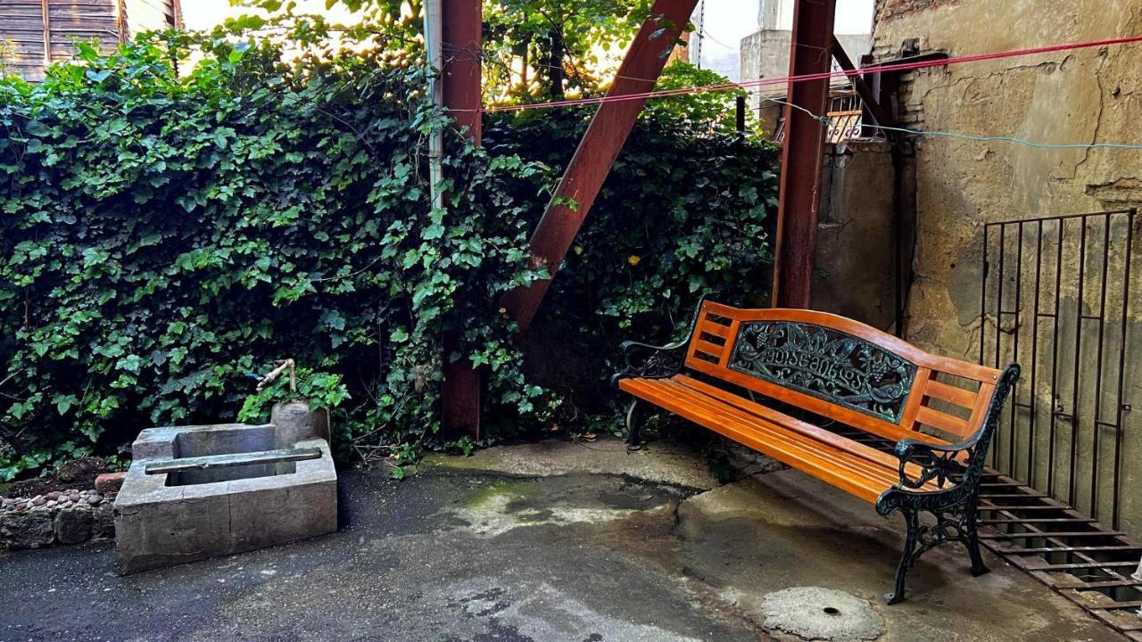 Hostel Pirosmani Τυφλίδα Εξωτερικό φωτογραφία