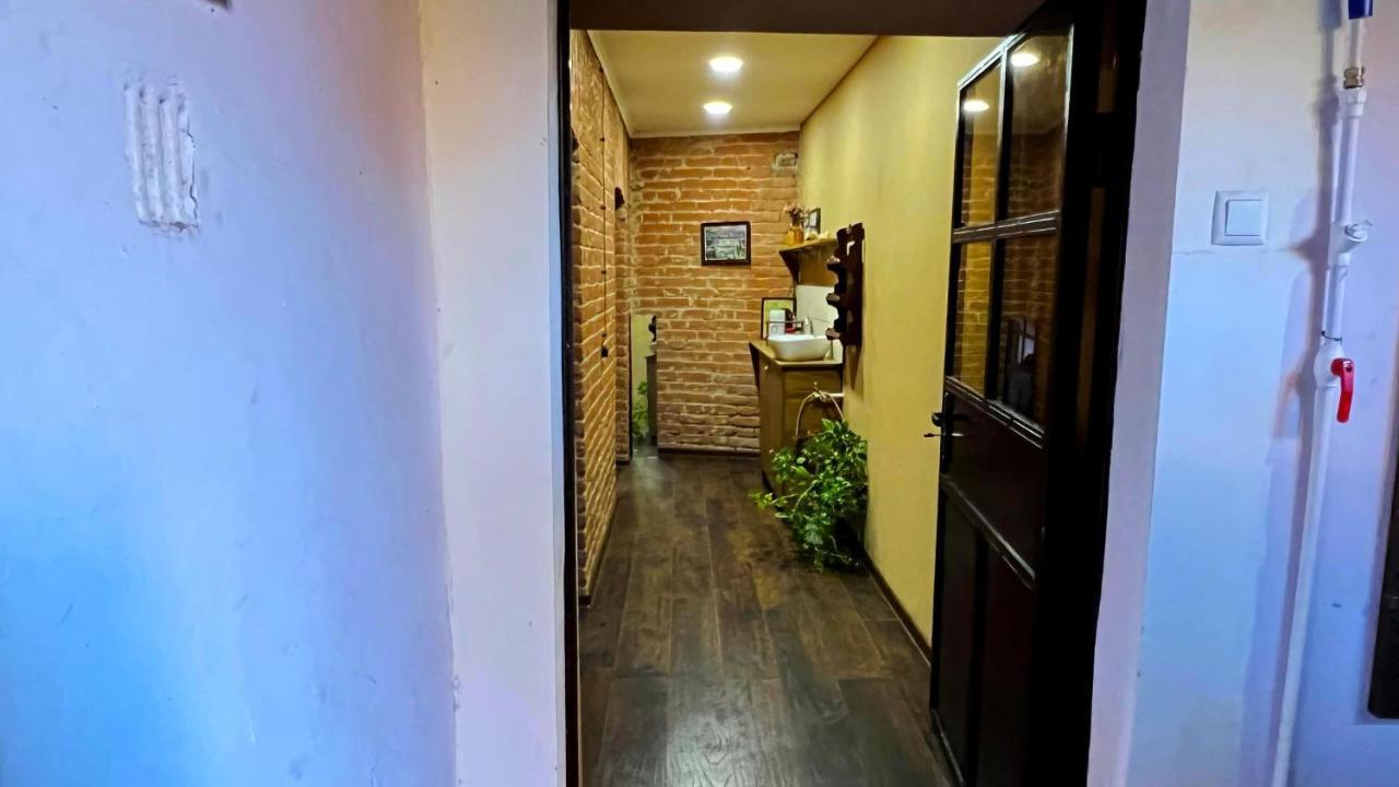 Hostel Pirosmani Τυφλίδα Εξωτερικό φωτογραφία