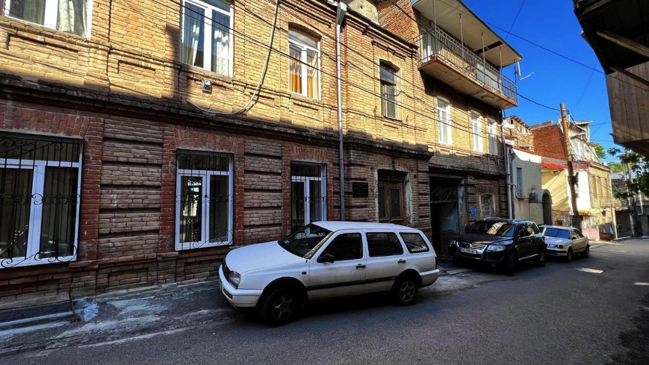 Hostel Pirosmani Τυφλίδα Εξωτερικό φωτογραφία