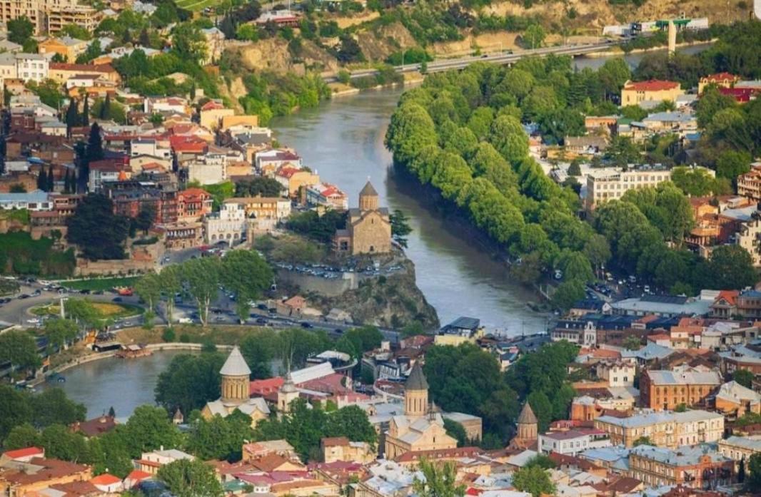 Hostel Pirosmani Τυφλίδα Εξωτερικό φωτογραφία