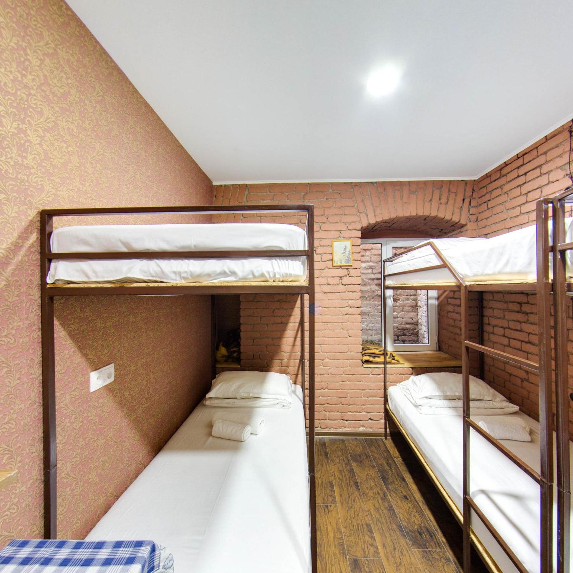 Hostel Pirosmani Τυφλίδα Εξωτερικό φωτογραφία